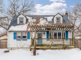 75 Pennwood Dr, Mastic Beach, NY 11951