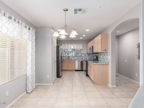 5th image of 30480 N 128th Ln