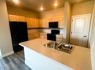 7041 4th Street Rd, Greeley, CO 80634