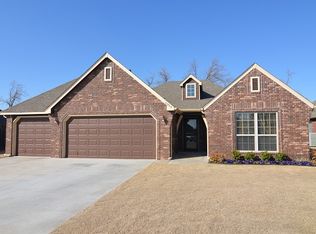 6919 N 128th Ct E, Owasso, OK 74055