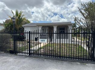 10500 NW 32nd Ct, Miami, FL 33147