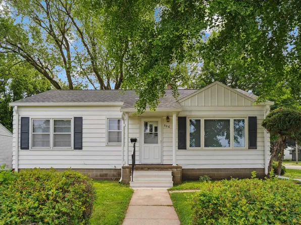 506 Eureka St, Waterloo, IA 50702