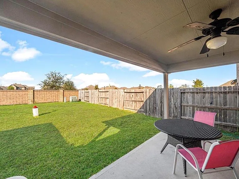 15419 Royce Holly Dr — Photo 21