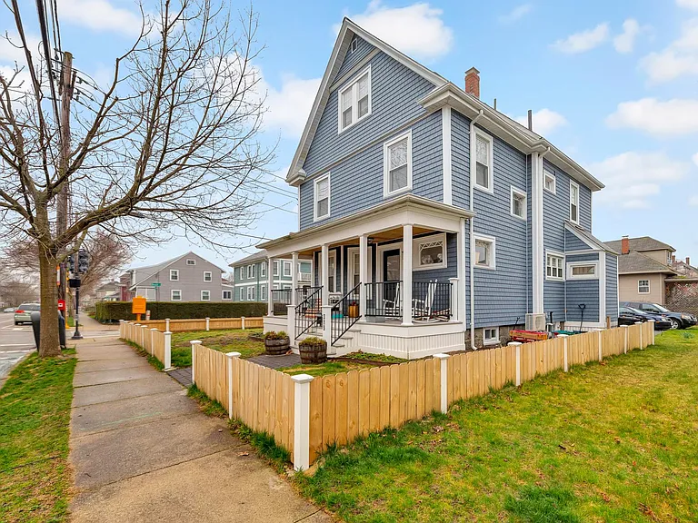 315 Billings Rd — Photo 1