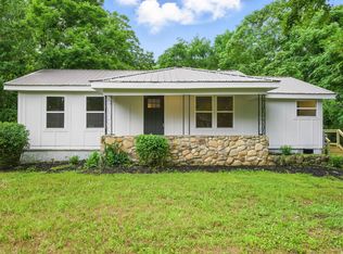 8427 Springfield Rd, Soddy Daisy, TN 37379