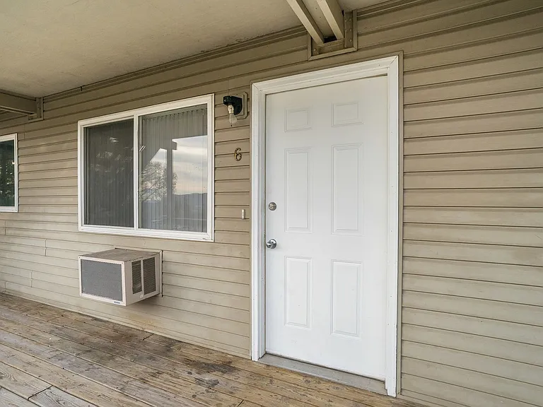 3223 E Main St — Photo 19