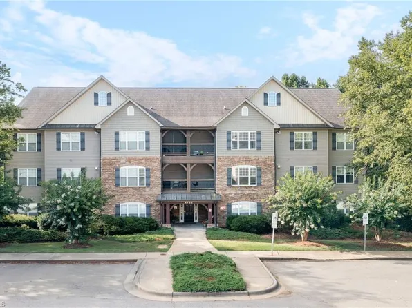 4732 Tatton Park Cir Unit 1A, Winston Salem, NC 27103
