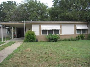 1320 Edgecliff Rd, Fort Worth, TX 76134