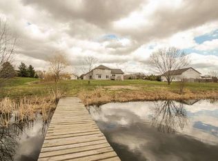 19040 Dogwood St NW, Oak Grove, MN 55011