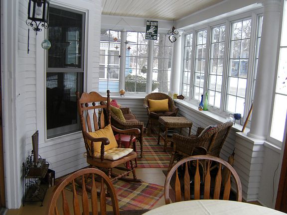 Enclosed 3 Season Porch 