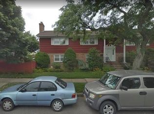13555 115th St, South Ozone Park, NY 11420