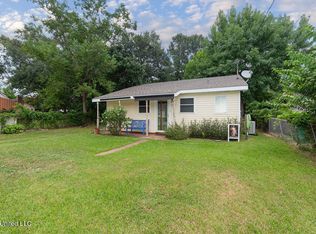 410 Saint Jude St, Waveland, MS 39576