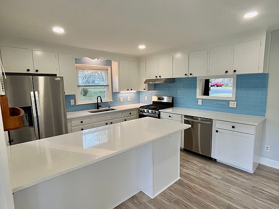 5th image of 6518 Carsdale Pl