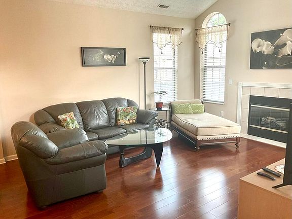 4th image of 64 Villamere Dr #12