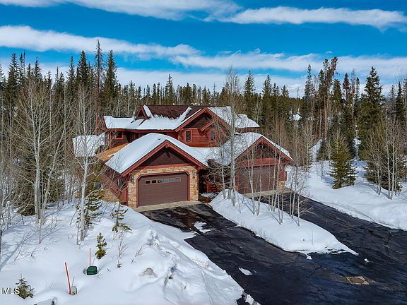 2nd image of 67 LAKE TRAIL #8A