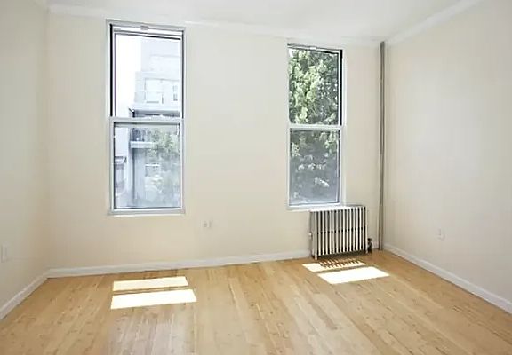 4th image of 289 21st St APT 2R