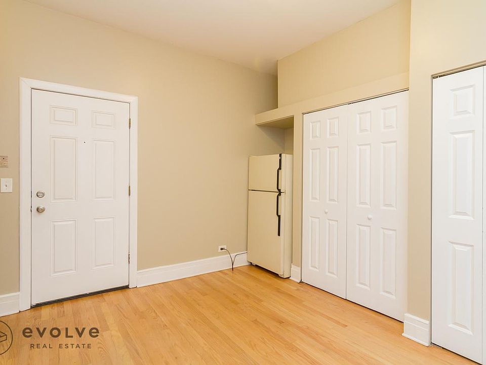 2nd image of 4452 N Ashland Ave APT 102