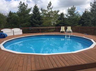 2313 N Fox Chase Dr, Round Lake Beach, IL 60073