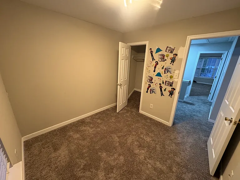 5506 Springwater Ln — Photo 28