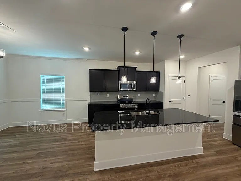 213 Laney Dr — Photo 15