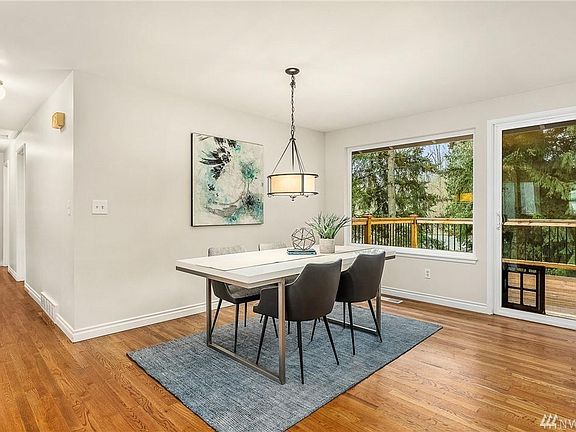 3rd image of 10435 NE 109th St