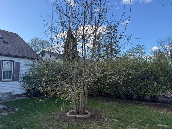 618 13th Ave N, South Saint Paul, MN 55075