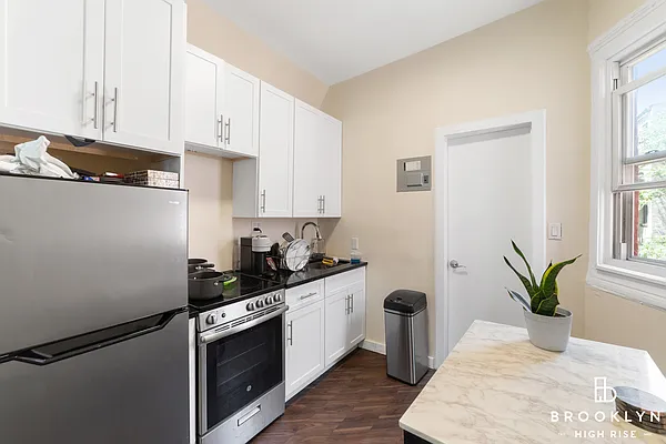 Rented by Brooklyn High Rise LLC | media 5