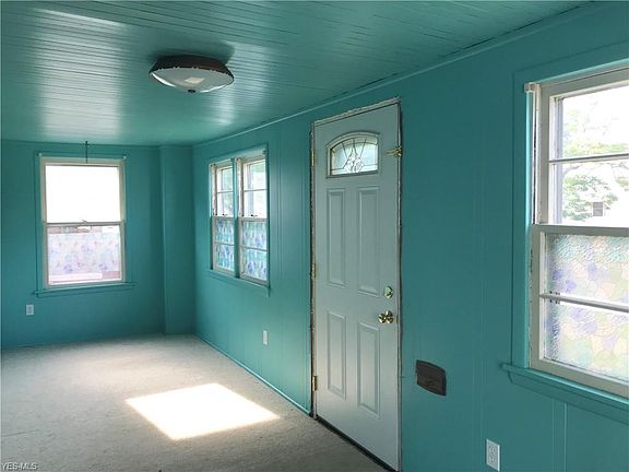 2nd image of 3315 Lennox Ave