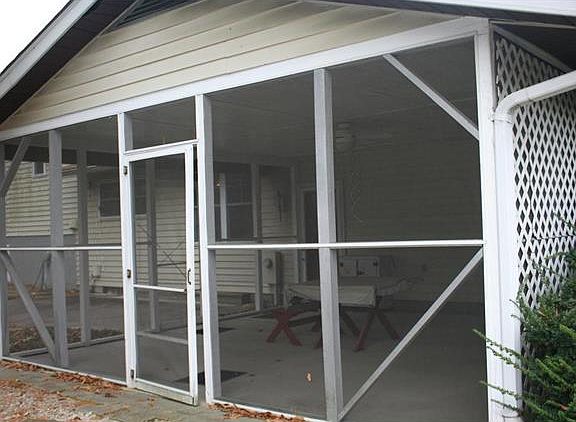 4th image of 117 Midland Ave