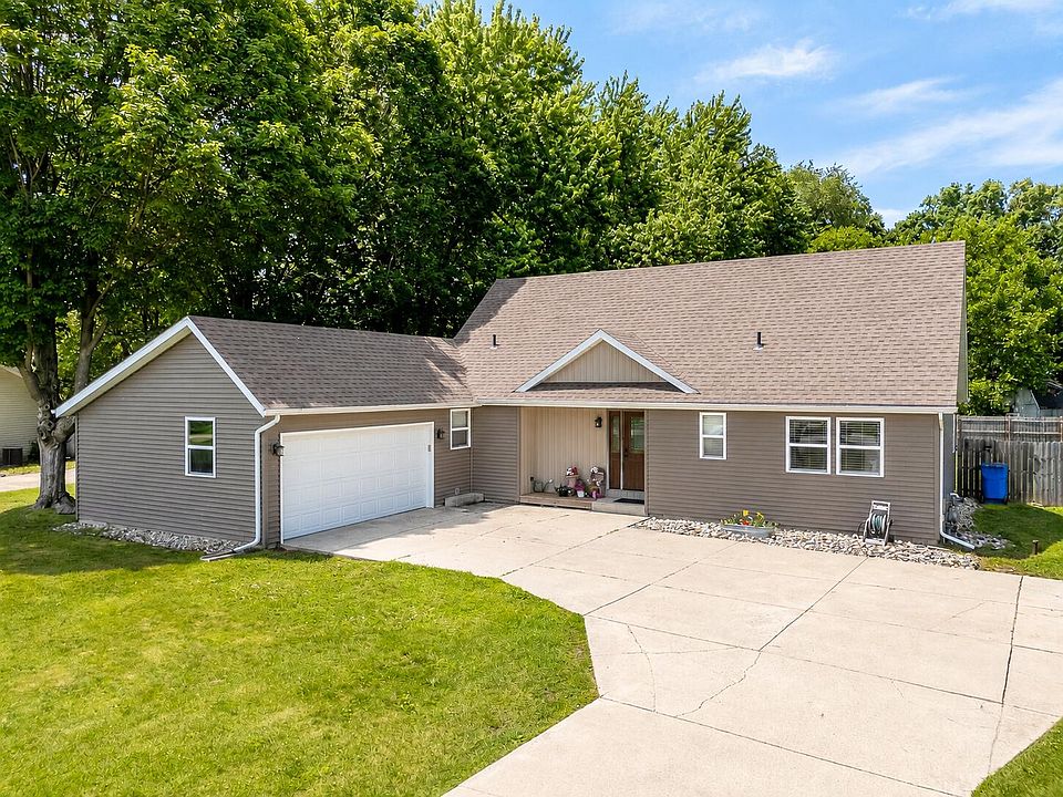1st image of 56782 Bow Dr