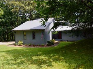 881 Mountain Cir, Mc Donald, TN 37353