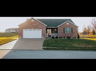 12424 Par Ln, Ste Genevieve, MO 63670