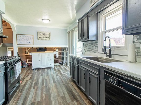 5th image of 7532 Goldenrod Dr