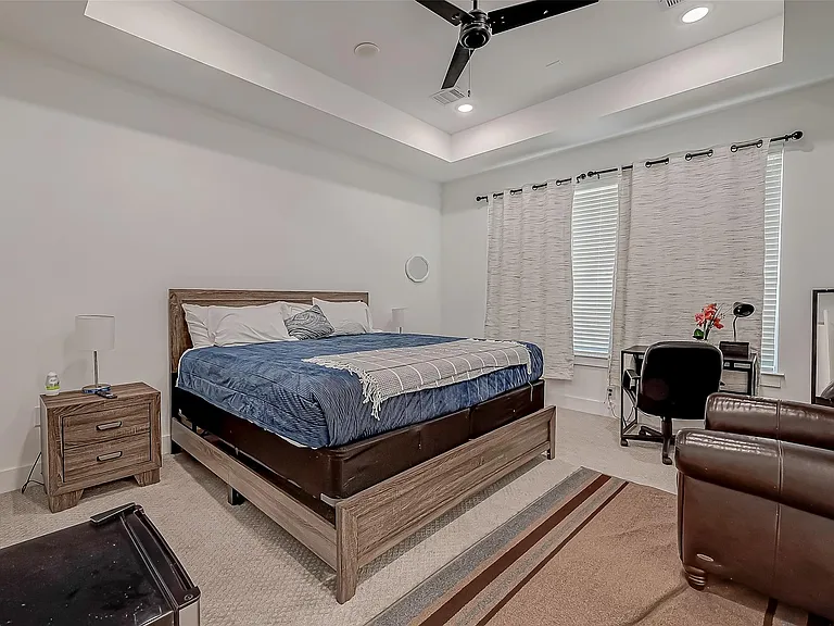 2726 Anita St — Photo 20