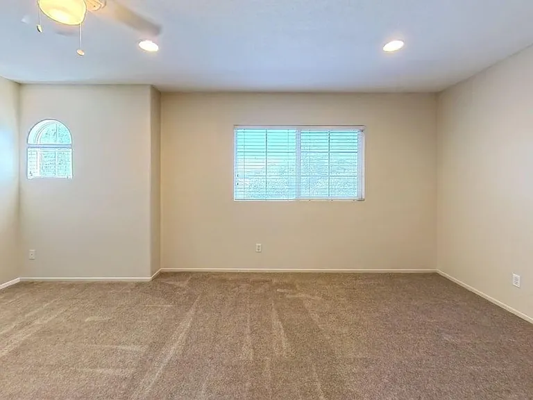 2226 Willowbrook Ln — Photo 14