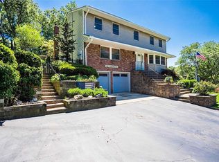 256 Lawrence Rd, Kings Park, NY 11754