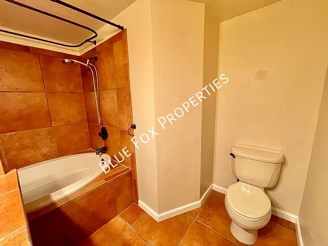 729 N Alamo Ave — Photo 30