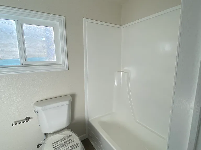 14209 Pearl St — Photo 6