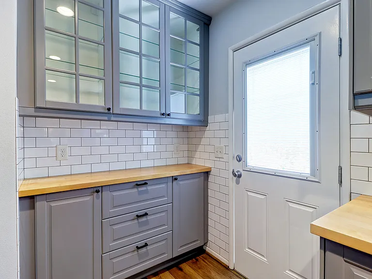 3021 Rhodelia Ave — Photo 12