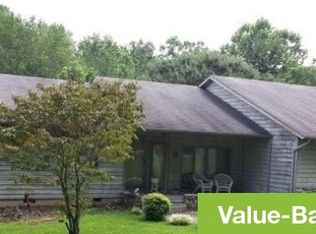 4 Briarwood Ln, Fletcher, NC 28732