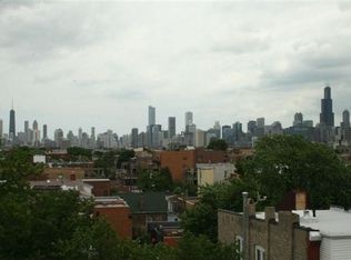 1901 W Huron St APT 4, Chicago, IL 60622