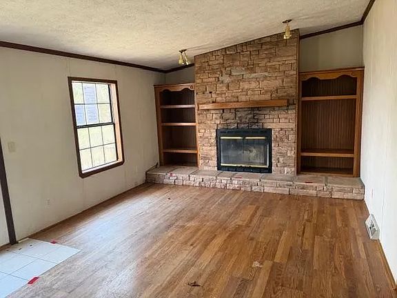 4th image of 1725 Tech Rd