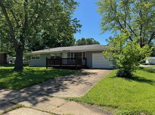 704 Sherwood Dr, Bismarck, MO 63624