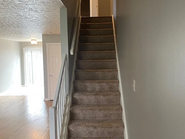406 Caldy Ct — Photo 13