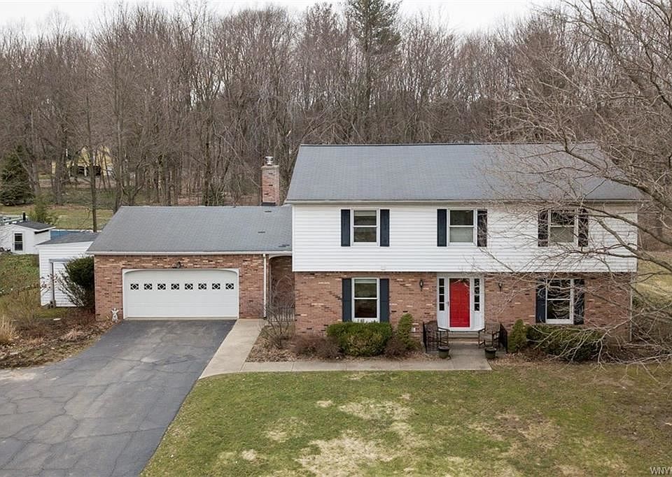 1st image of 312 Windsor Ln