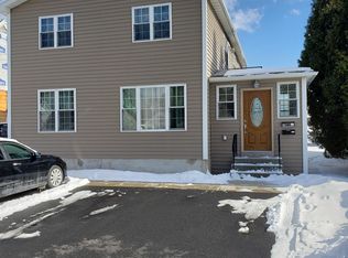1 Willow Ave, Colonie, NY 12205
