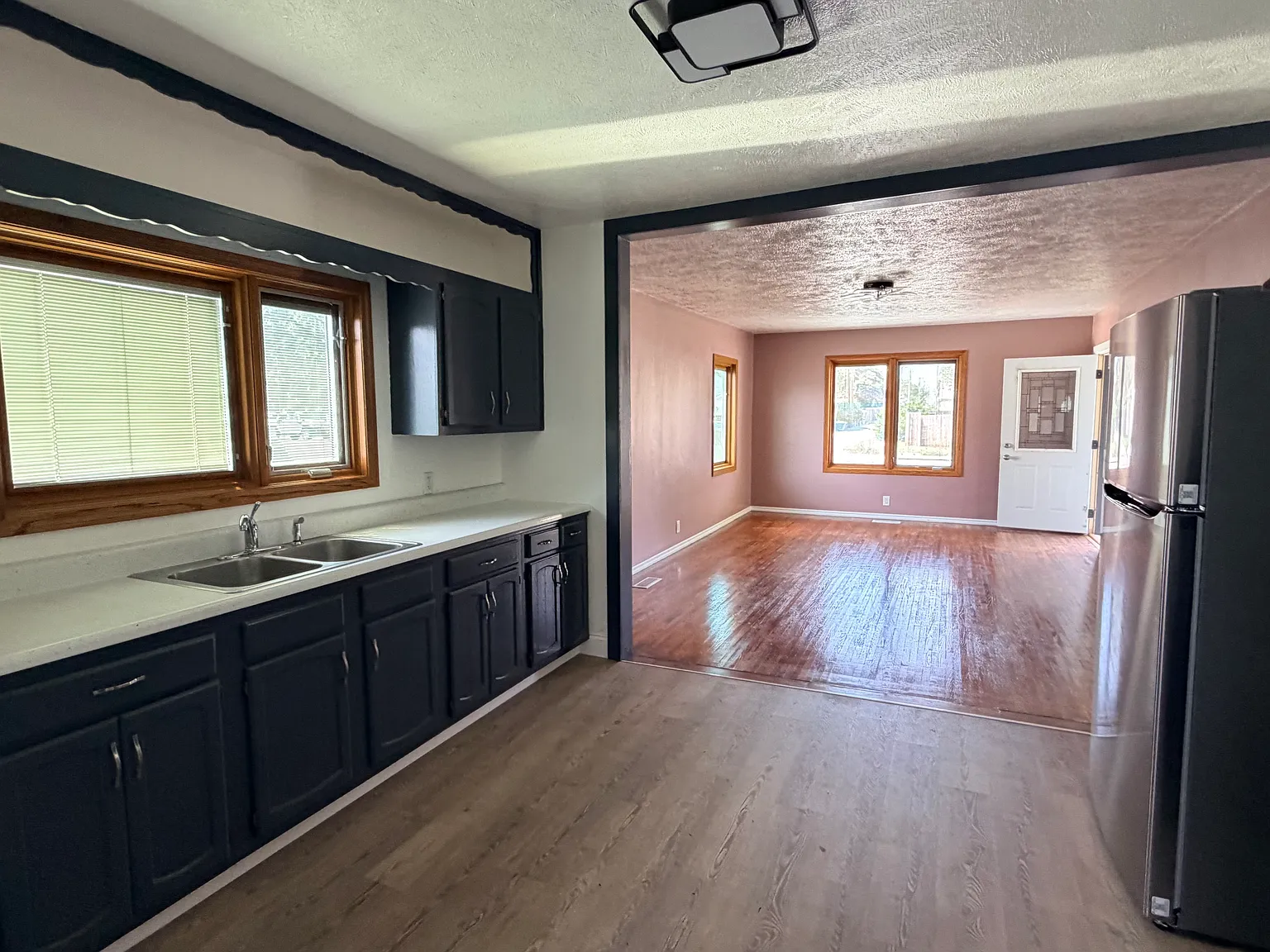 2 bed, 916 sqft, $900 — Photo 4