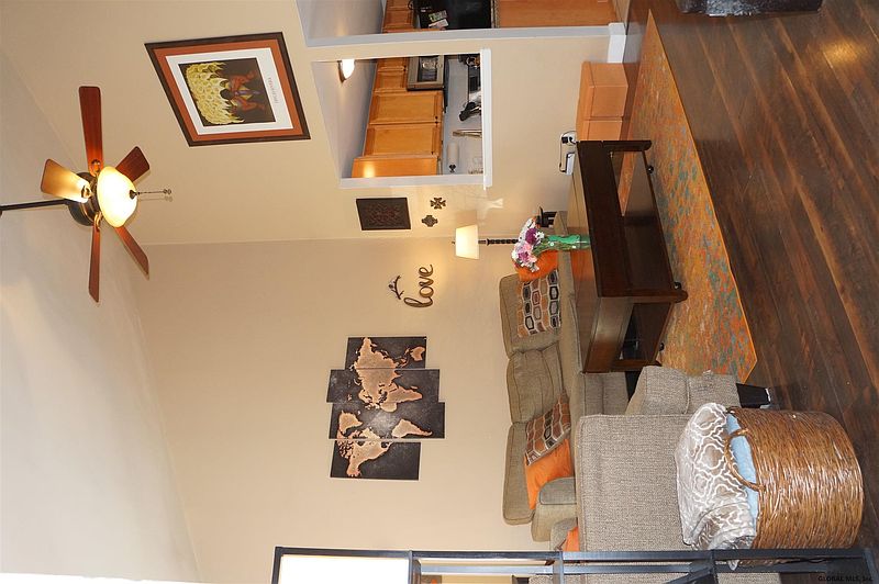 5th image of 29 ARROWWOOD Place