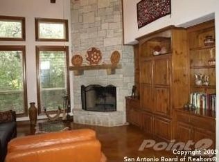 225 Greystone Cir, Boerne, TX 78006