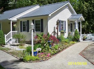 20 Woodcrest Dr, Ossipee, NH 03864